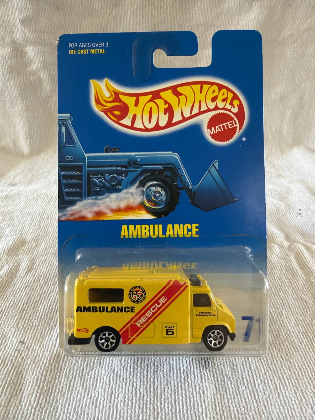 1991 Ambulance Yellow: Long (US): Image 2
