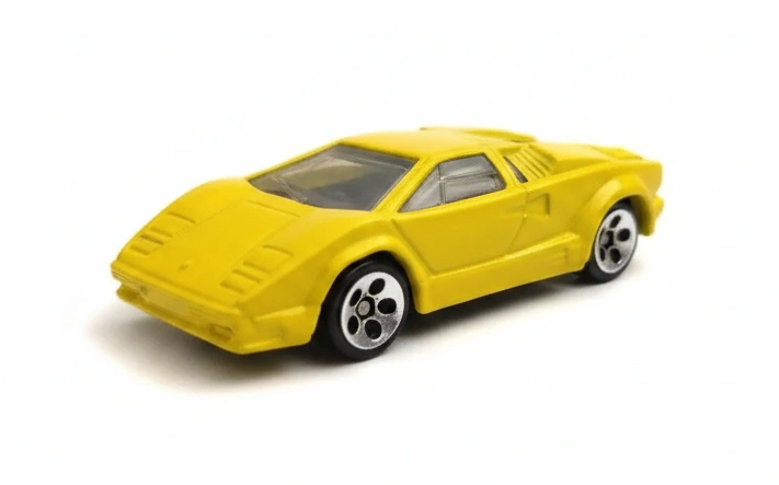 1997 25th Anniversary Lamborghini Countach Yellow: No Package: Image 2