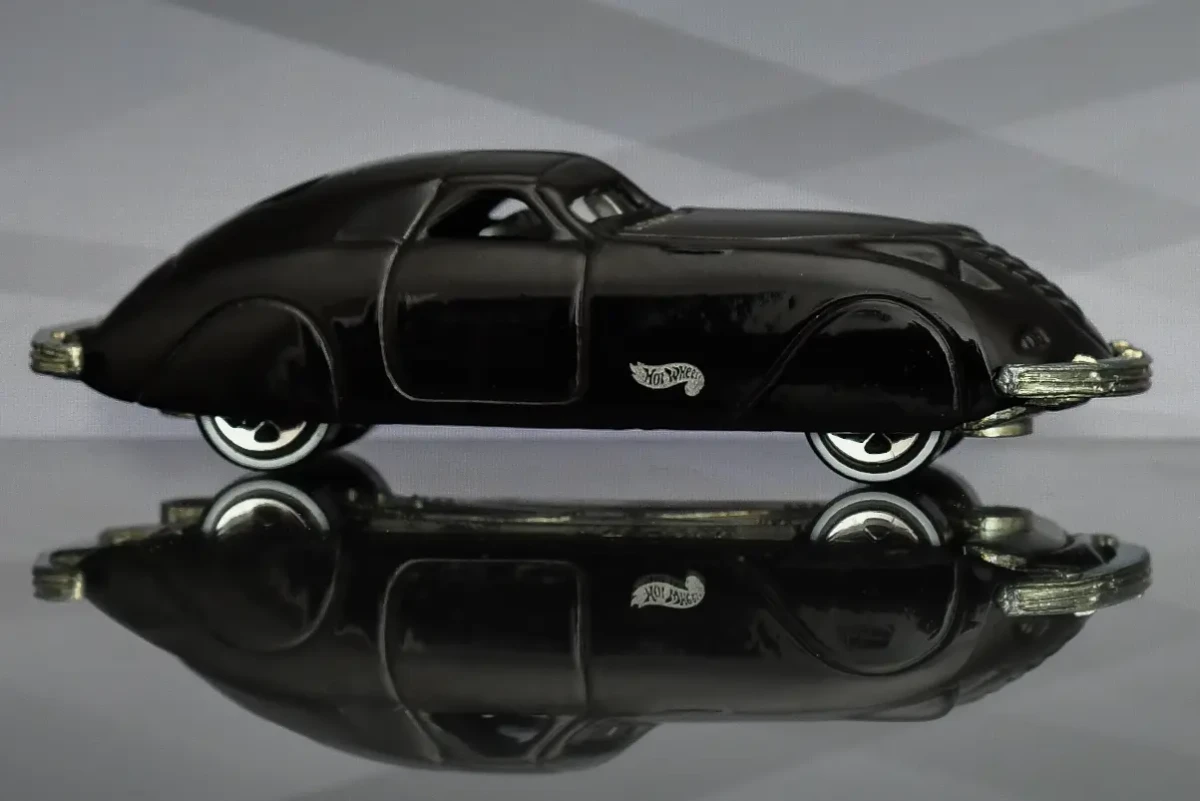 1999 38 Phantom Corsair Black: No Package: Image 2