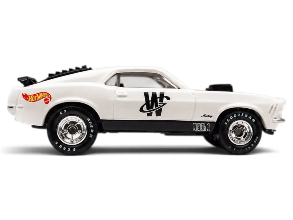1999 70 Mustang Mach 1 White: No Package: Image 2