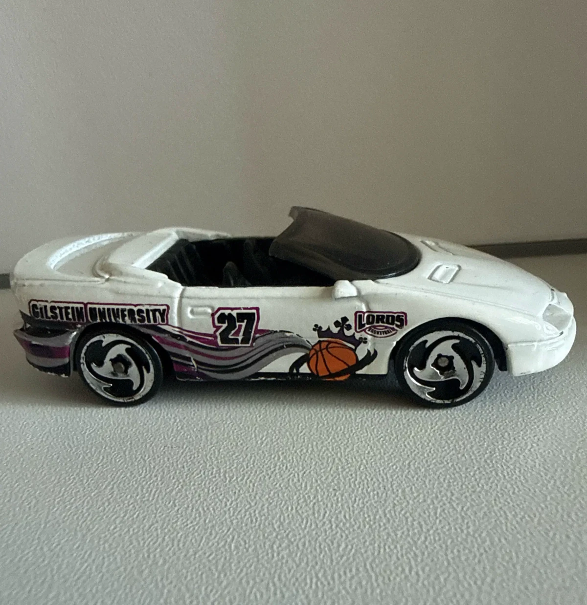 2000 Camaro 1995 White: No Package: Image 2
