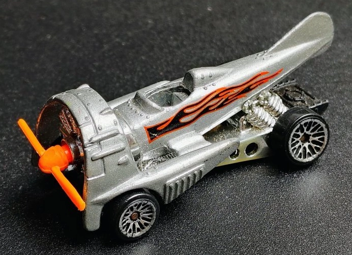 2000 Dogfighter Silver: Image 3