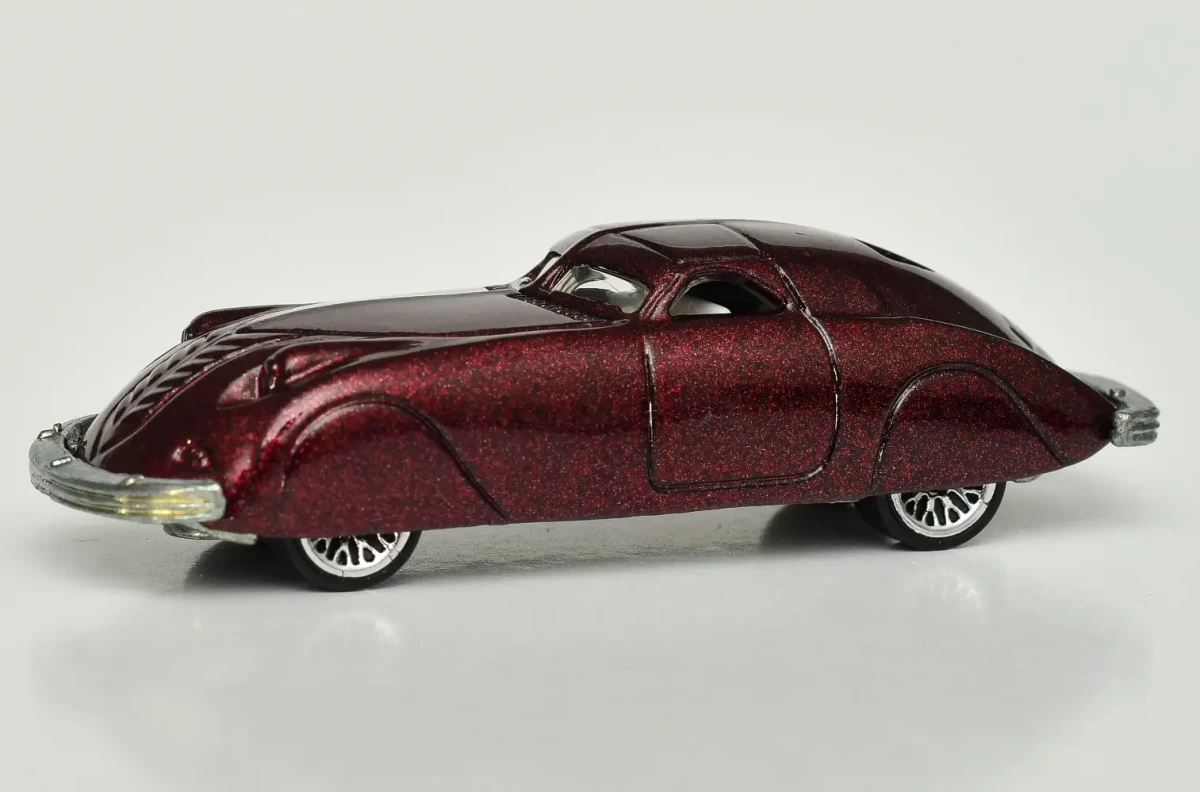 2000 38 Phantom Corsair Red: No Package: Image 2