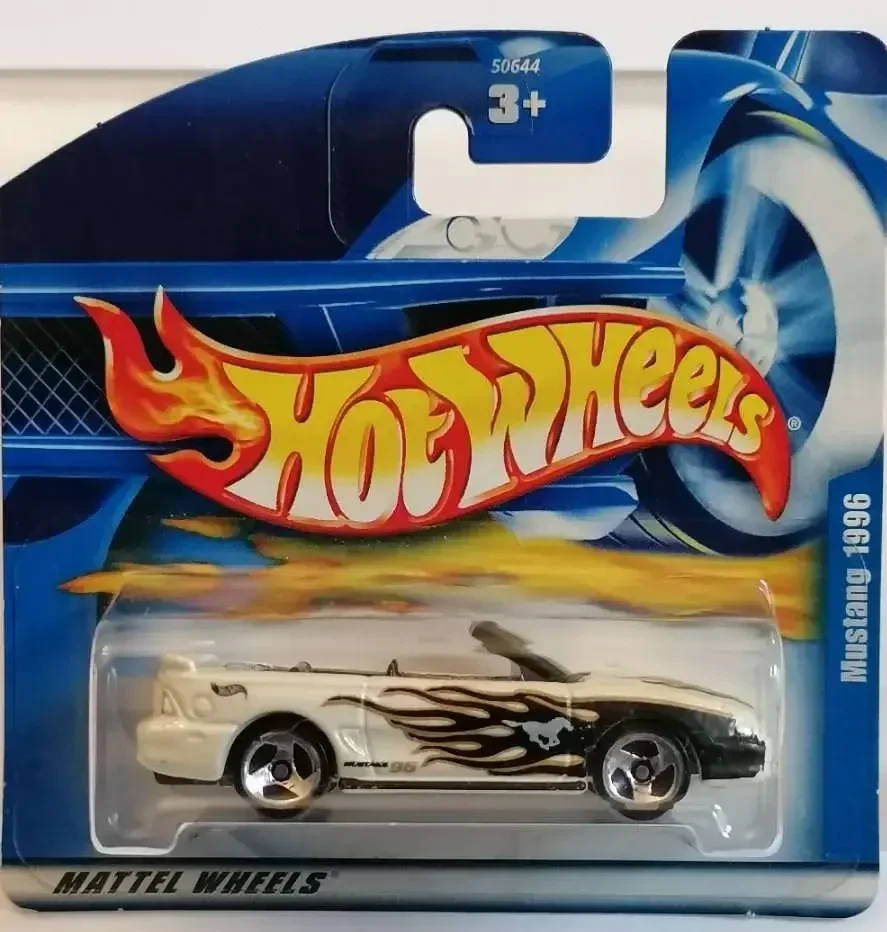 2001 Mustang 1996 White: Short: Image 2