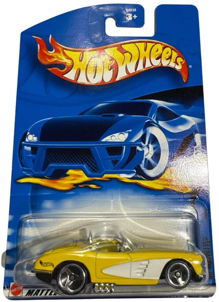 2002 58 Corvette White: Long (INT): Image 2
