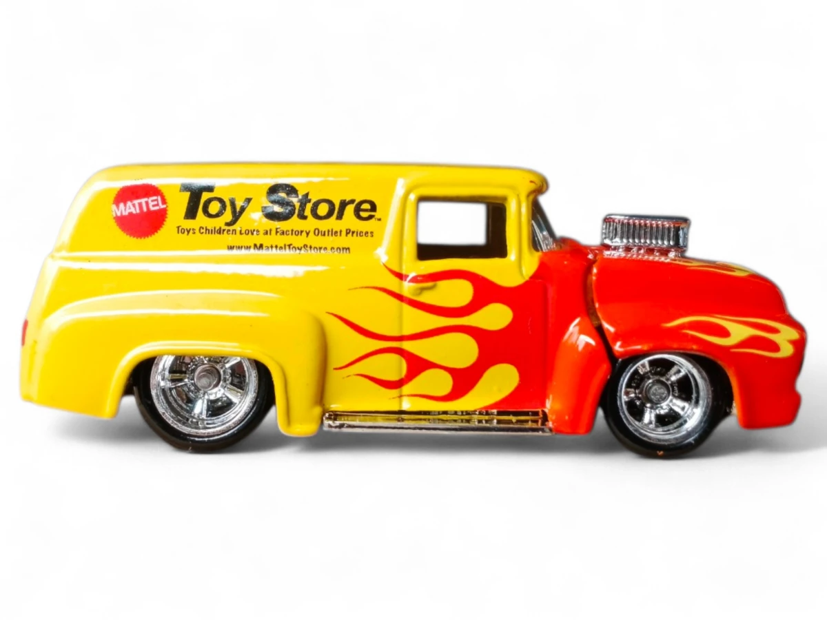 2005 56 Ford Truck Yellow: No Package: Image 2