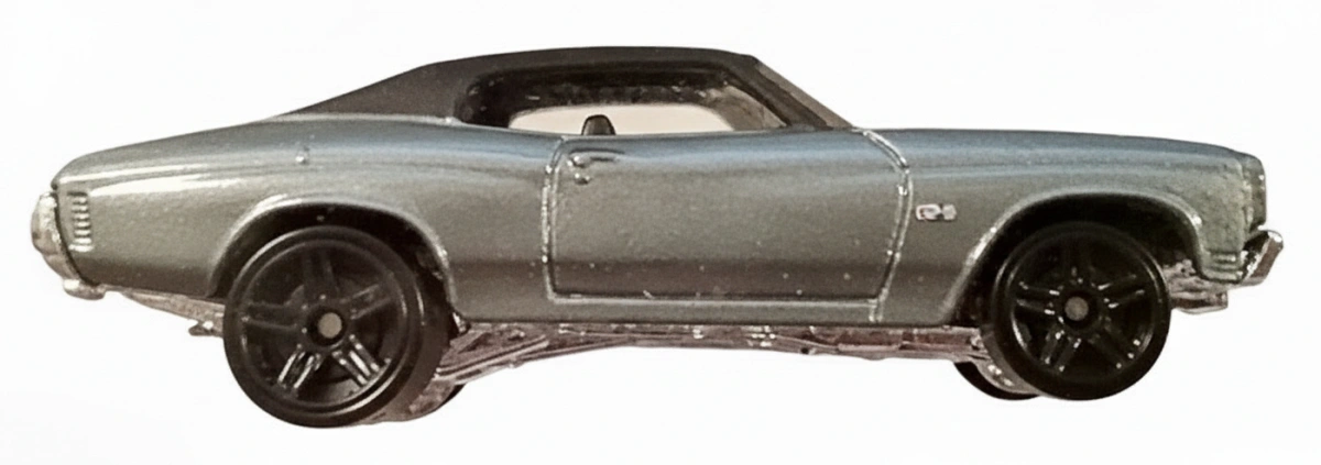 2005 70 Chevelle SS Grey: Image 2