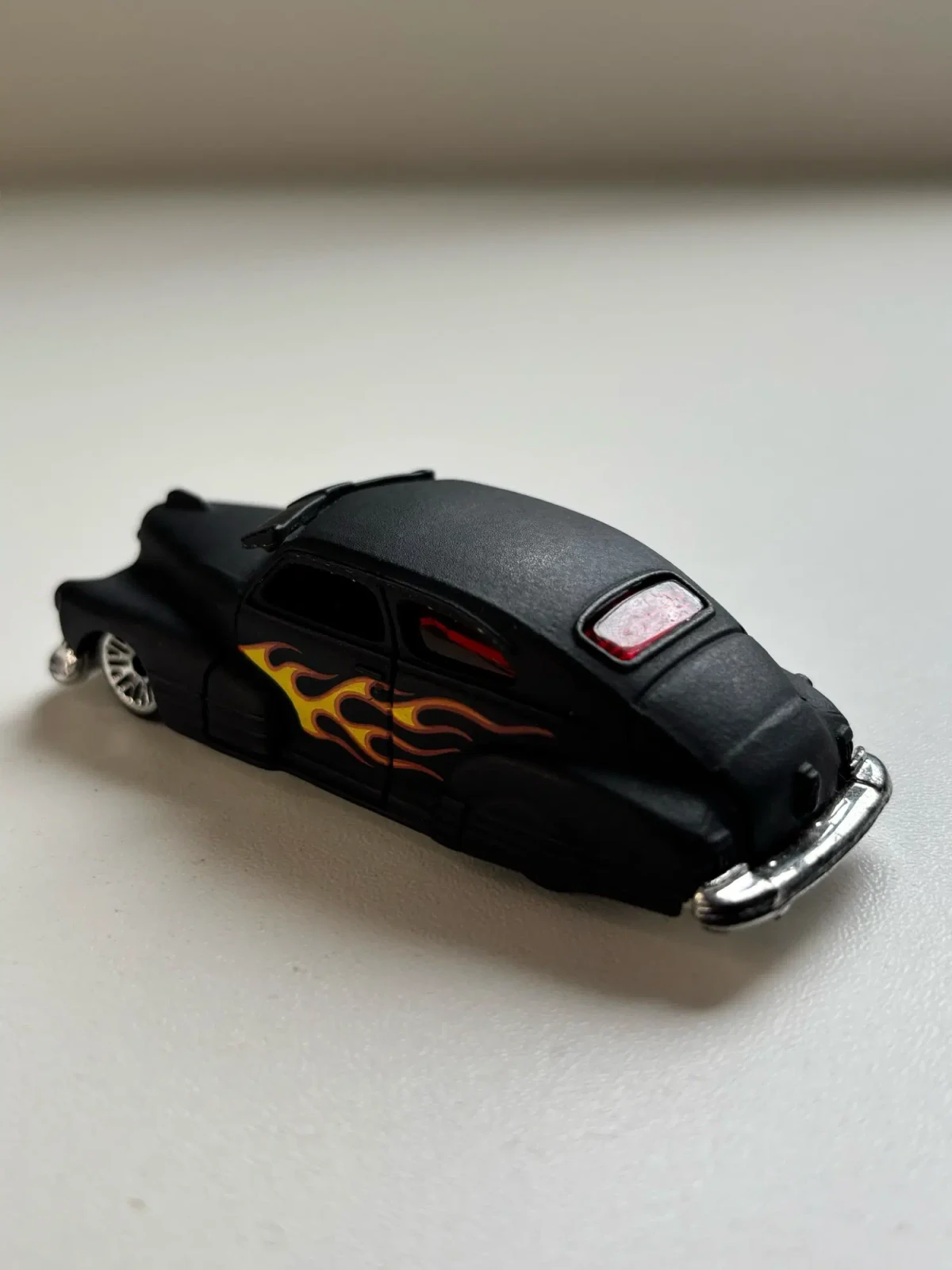 2006 47 Chevy Fleetline Black: No Package: Image 3