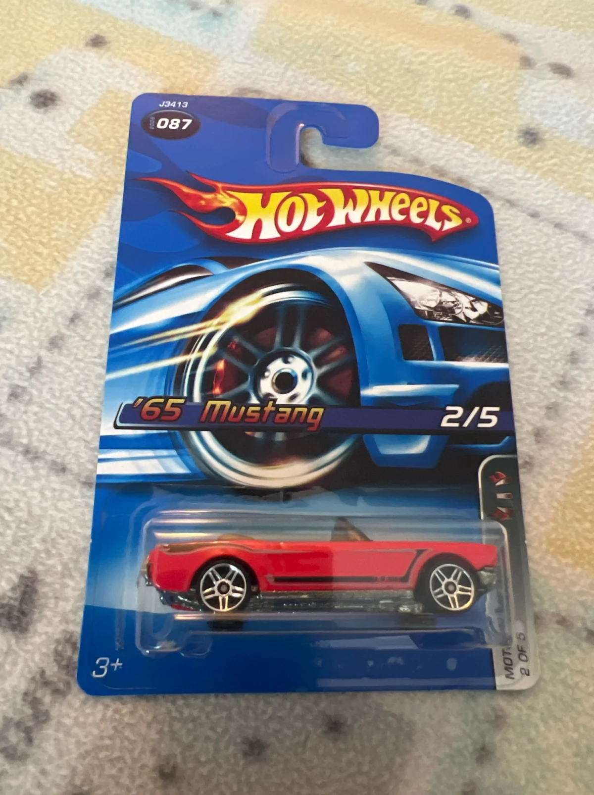 2006 65 Mustang Convertible Red: Long (INT): Image 2