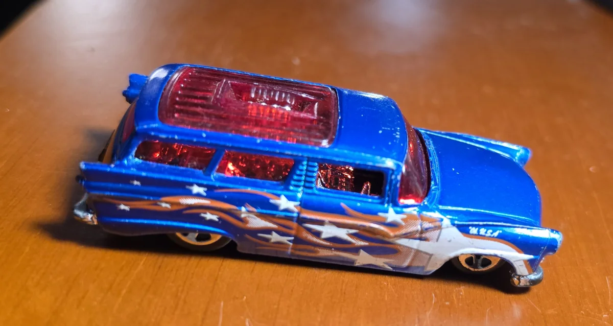 2006 8 Crate Blue: No Package: Image 2