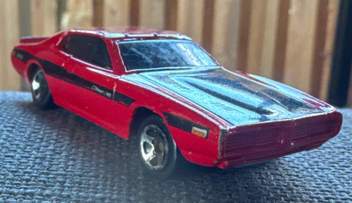 2007 74 Dodge Charger Red: No Package: Image 2