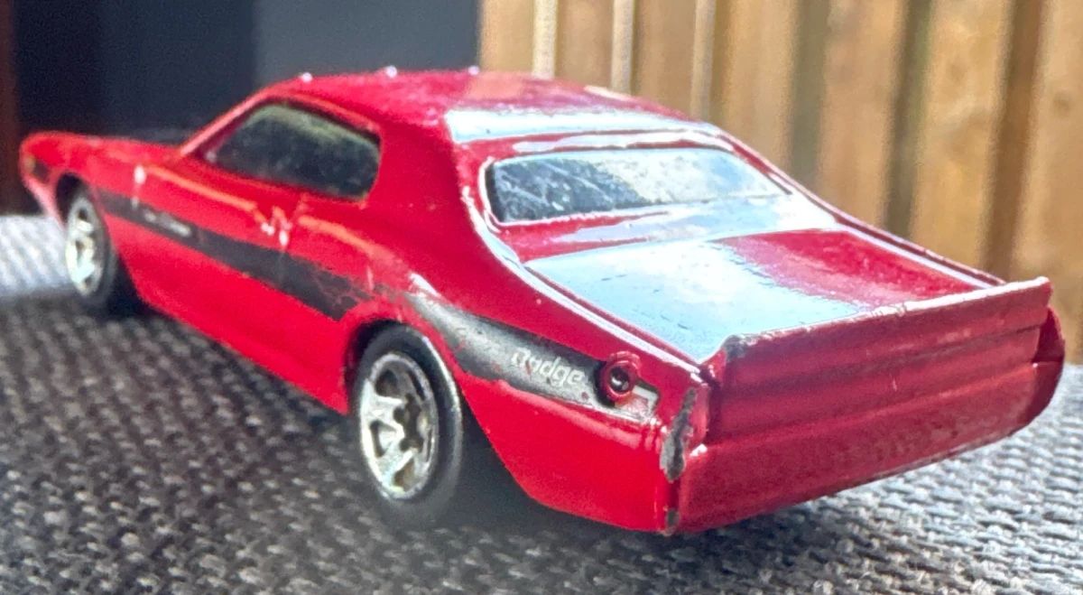 2007 74 Dodge Charger Red: No Package: Image 4