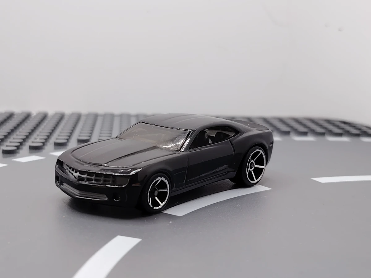 2007 Chevy Camaro Concept Black: No Package: Image 2
