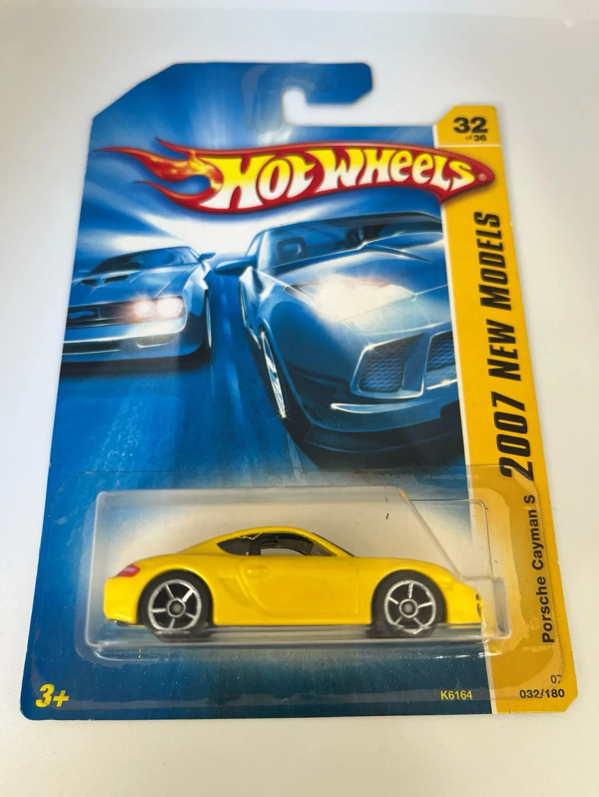 2007 Porsche Cayman S Yellow: Long (US): Image 3