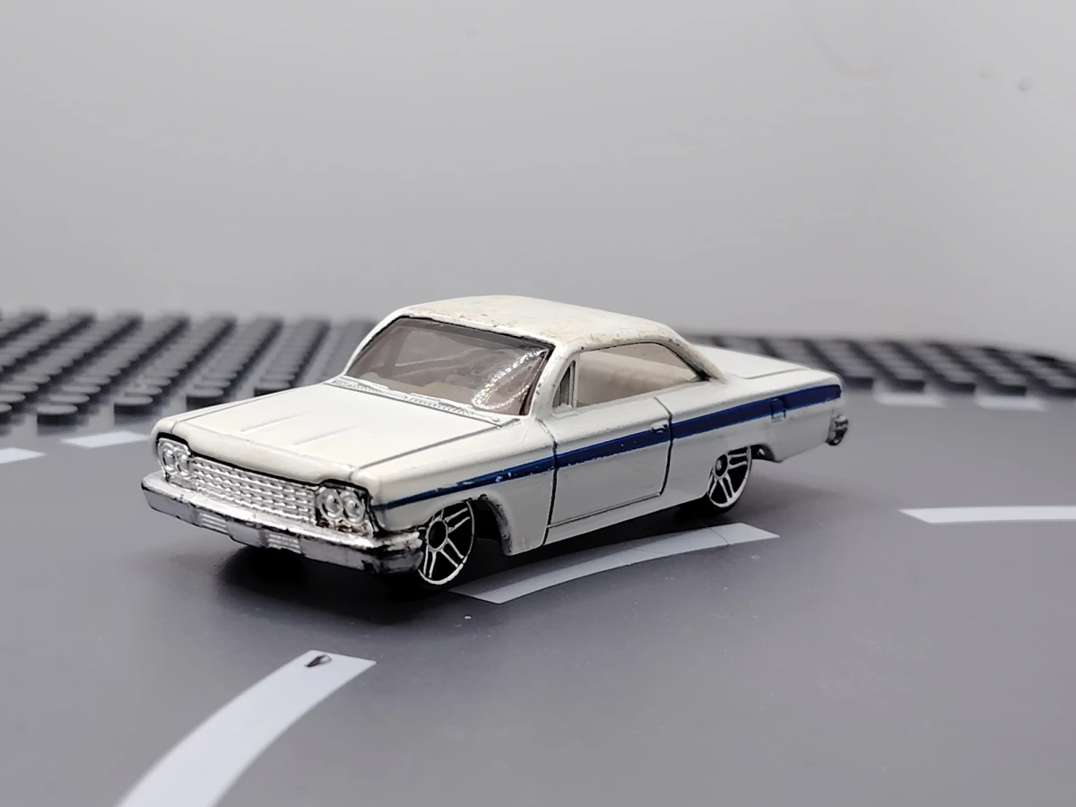2008 62 Chevy White: No Package: Image 3