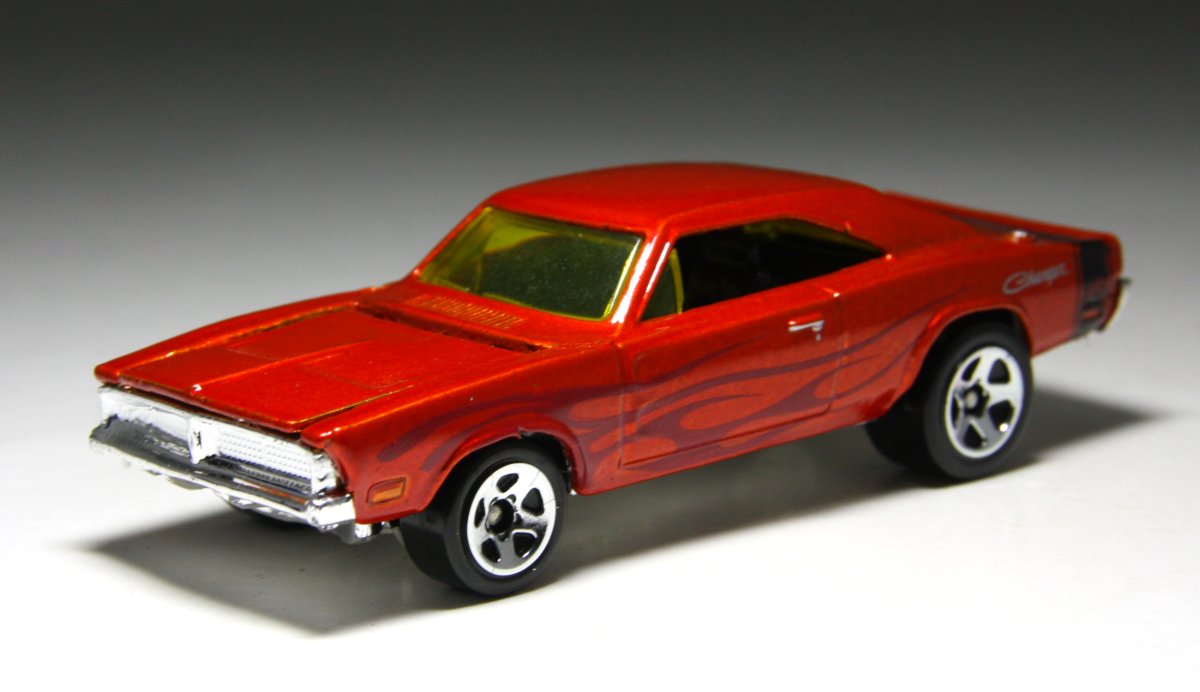 Hot Wheels 69 Dodge Charger