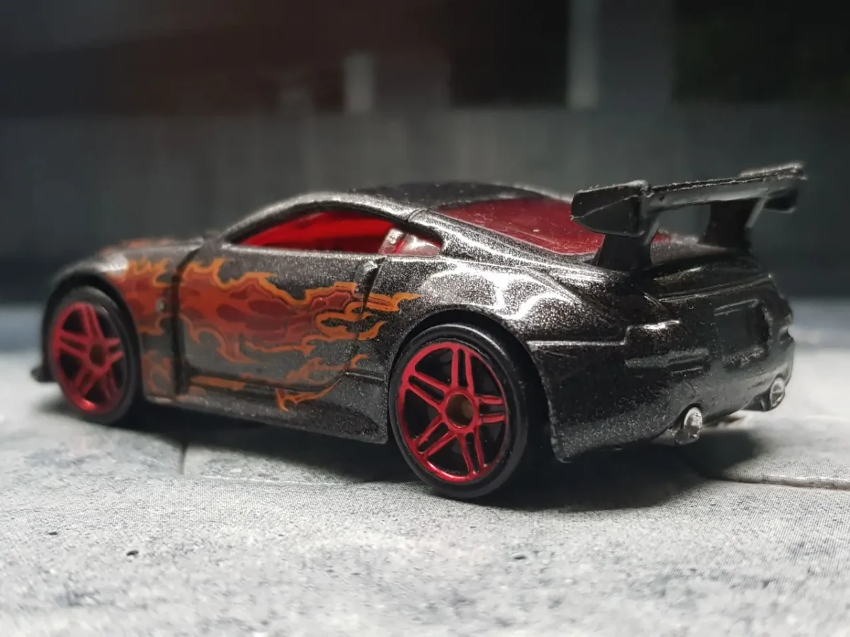 2008 Nissan 350Z Black: No Package: Image 2