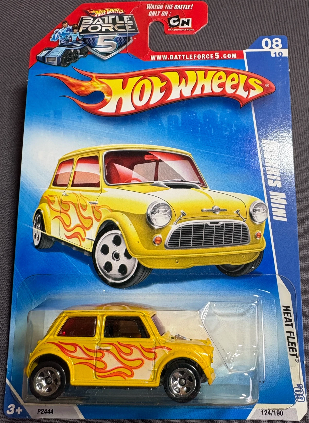 2009 Morris Mini Yellow: Long (INT): Image 2