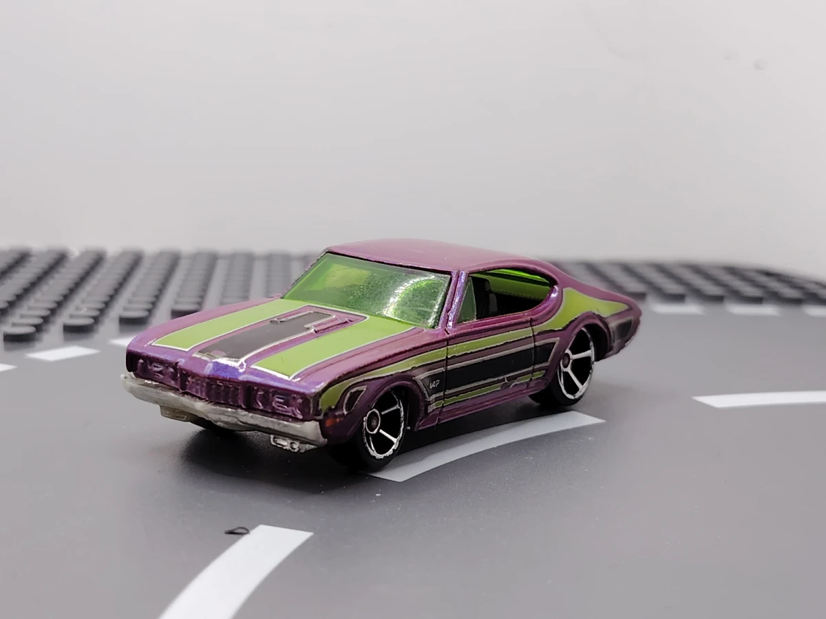2009 Olds 442 Purple: No Package: Image 2