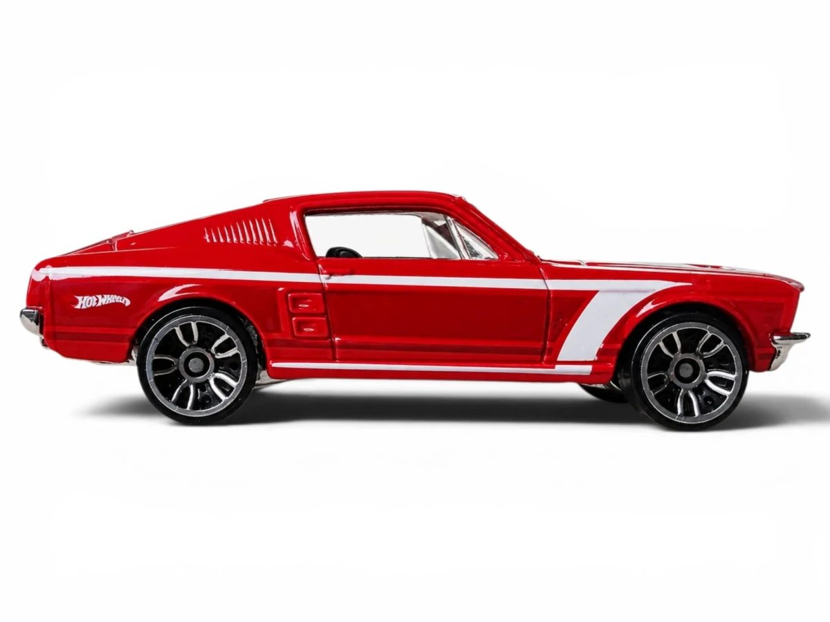 2010 67 Custom Mustang Red: No Package: Image 2