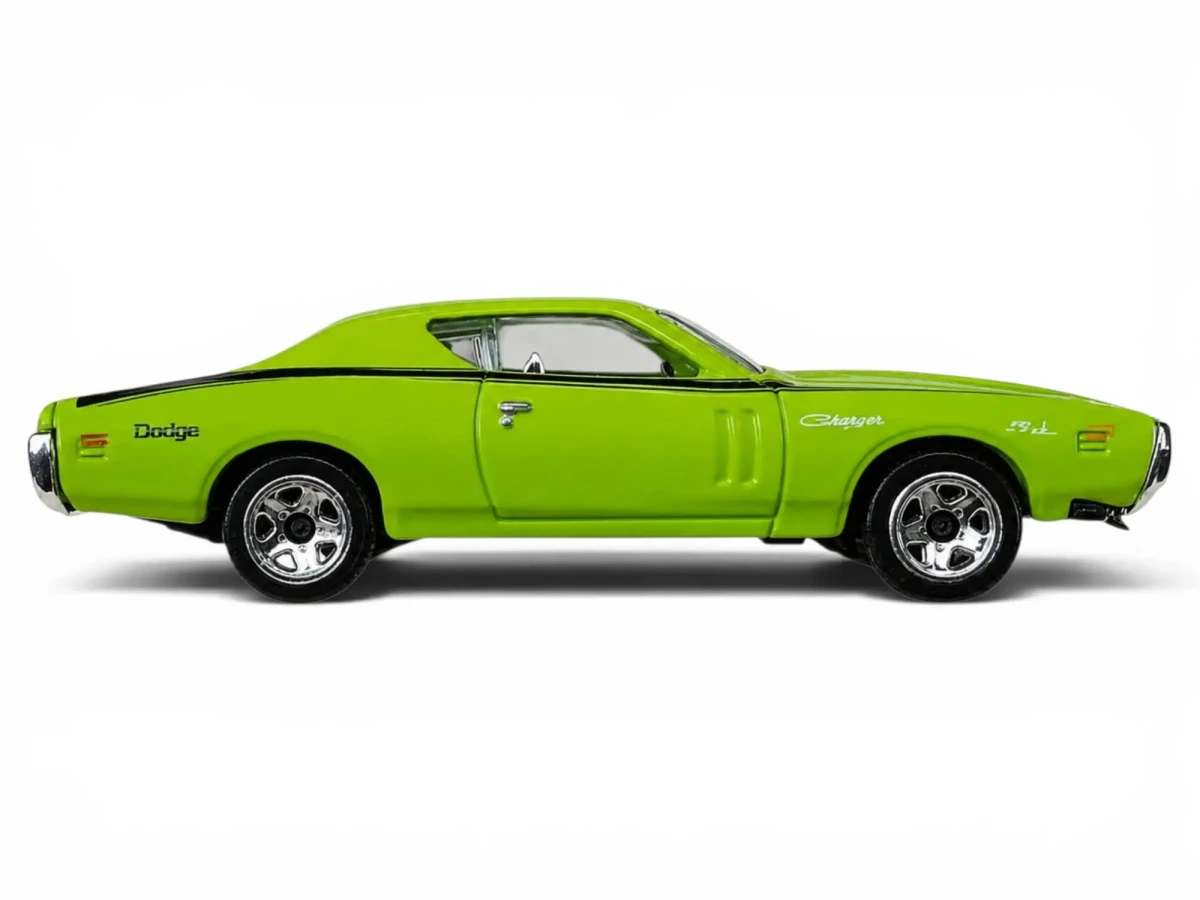 2010 71 Dodge Charger Green: No Package: Image 2