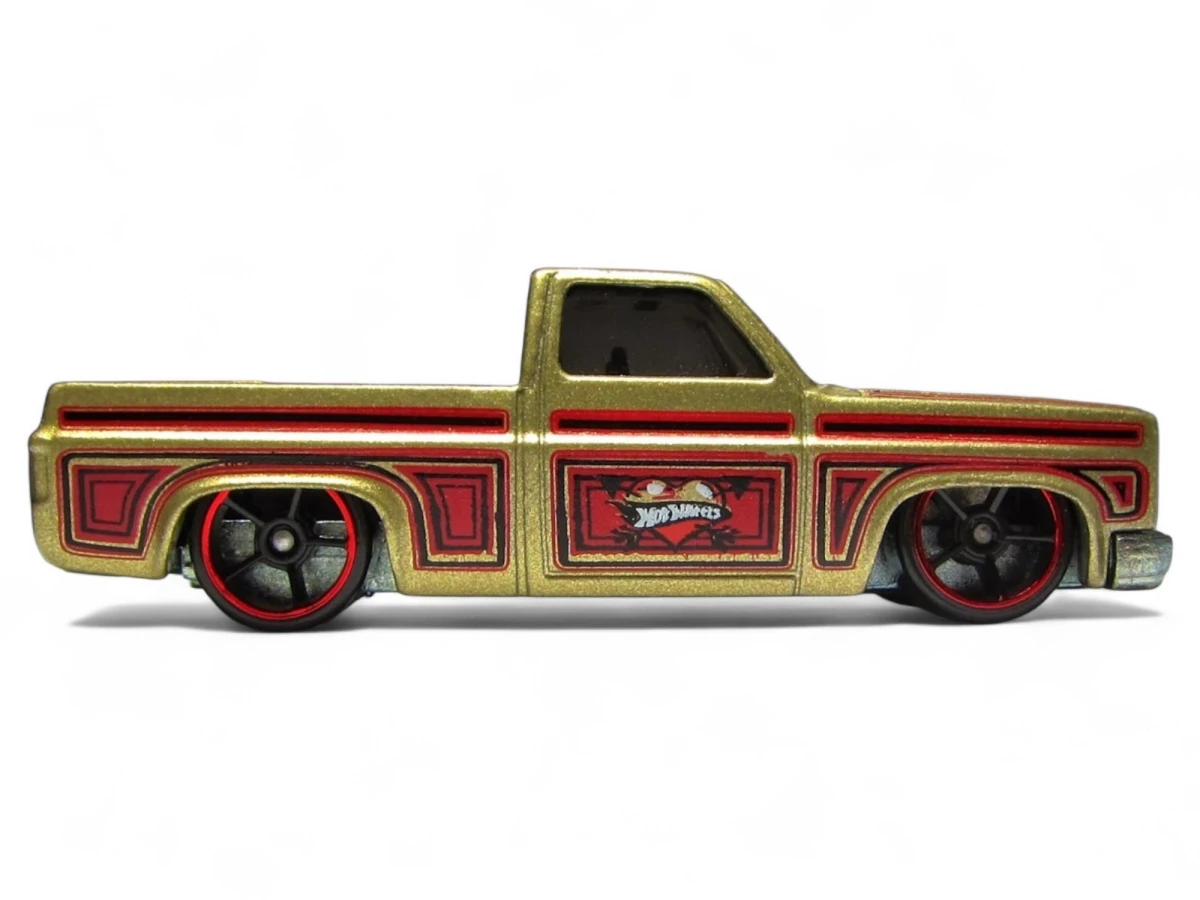 2010 83 Chevy Silverado Gold: No Package: Image 2
