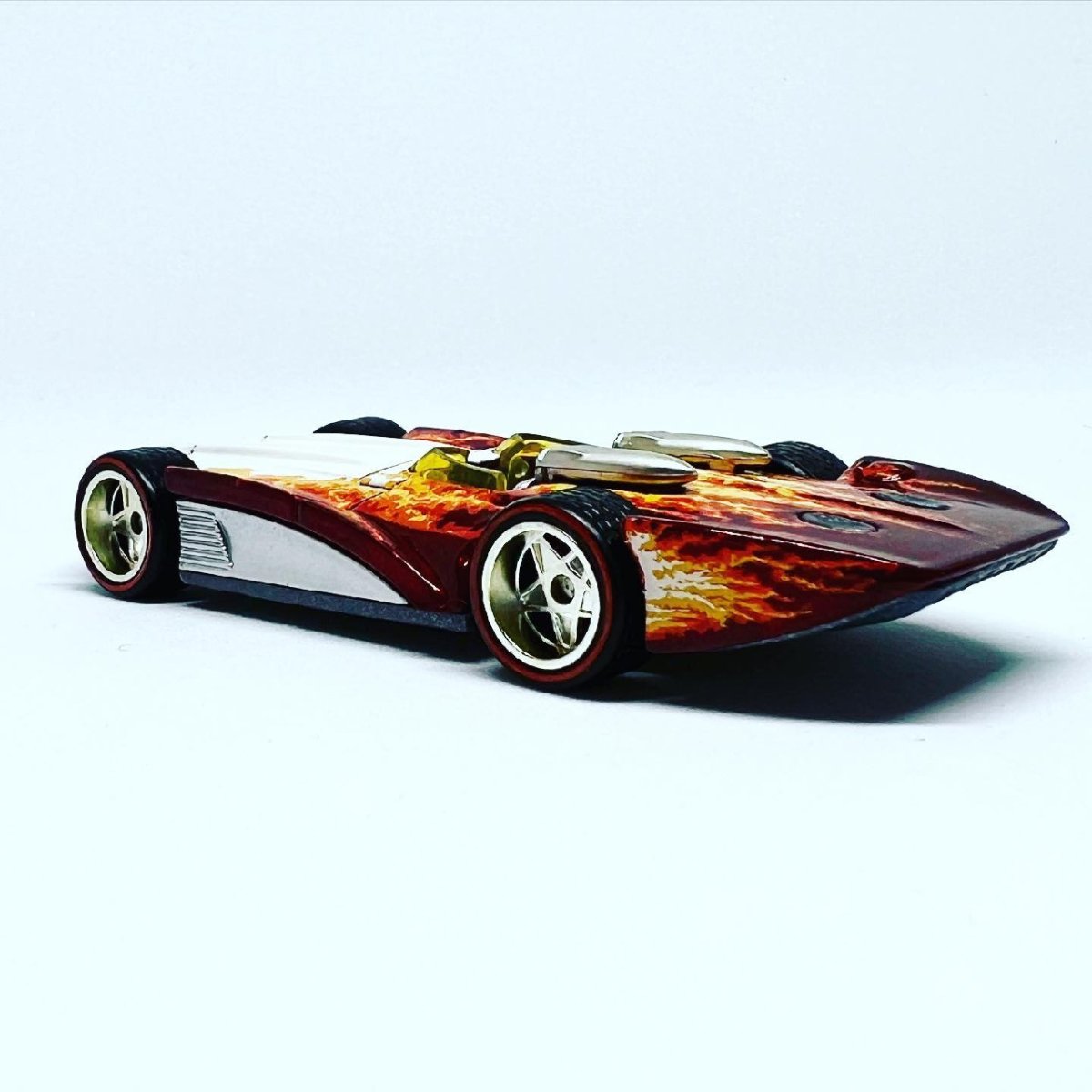 2010 Chevroletor Red: Image 5