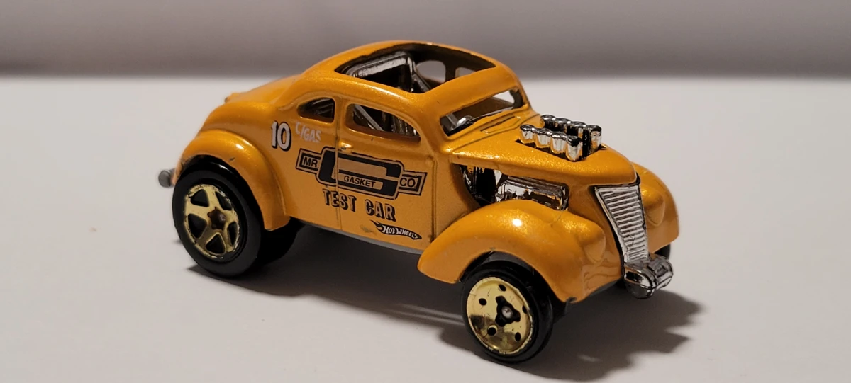 2010 Pass 'N Gasser Yellow: No Package: Image 2