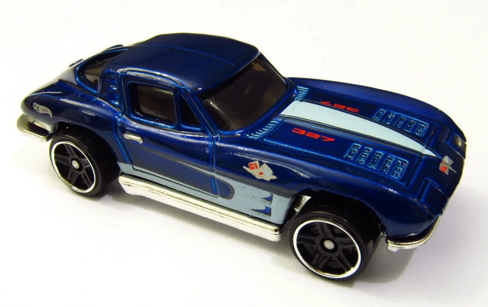 2011 63 Corvette Blue: Image 2