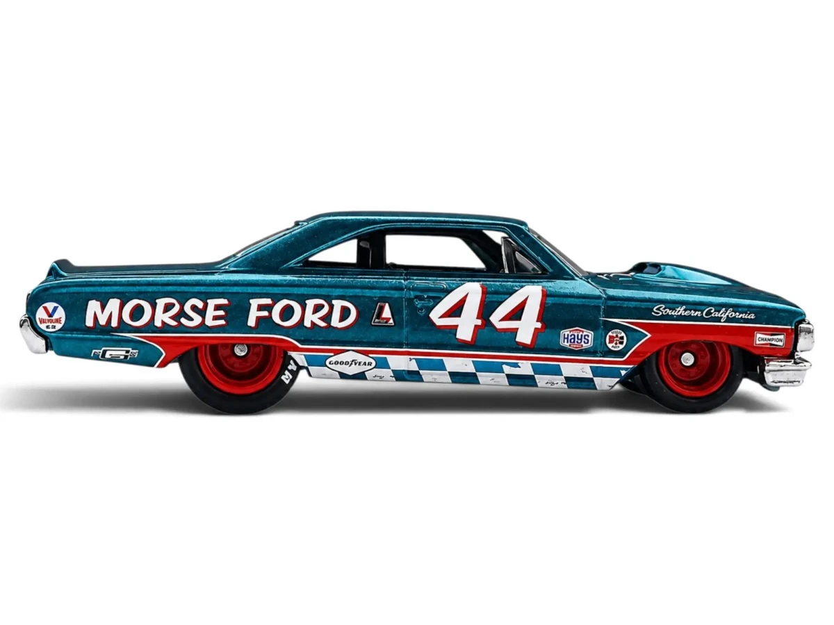 2011 64 Ford Galaxie 500 "M. Ford" Green: No Package: Image 2