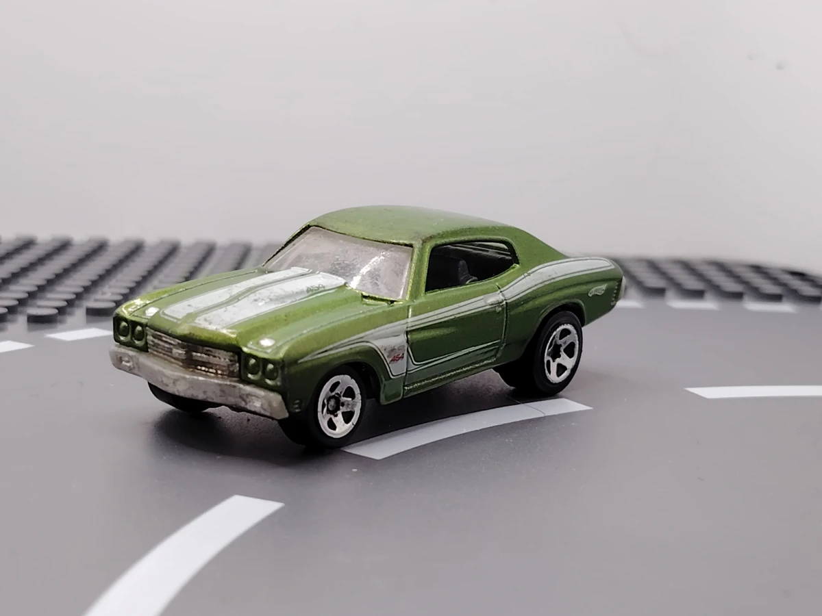 2011 70 Chevelle SS Green: No Package: Image 3
