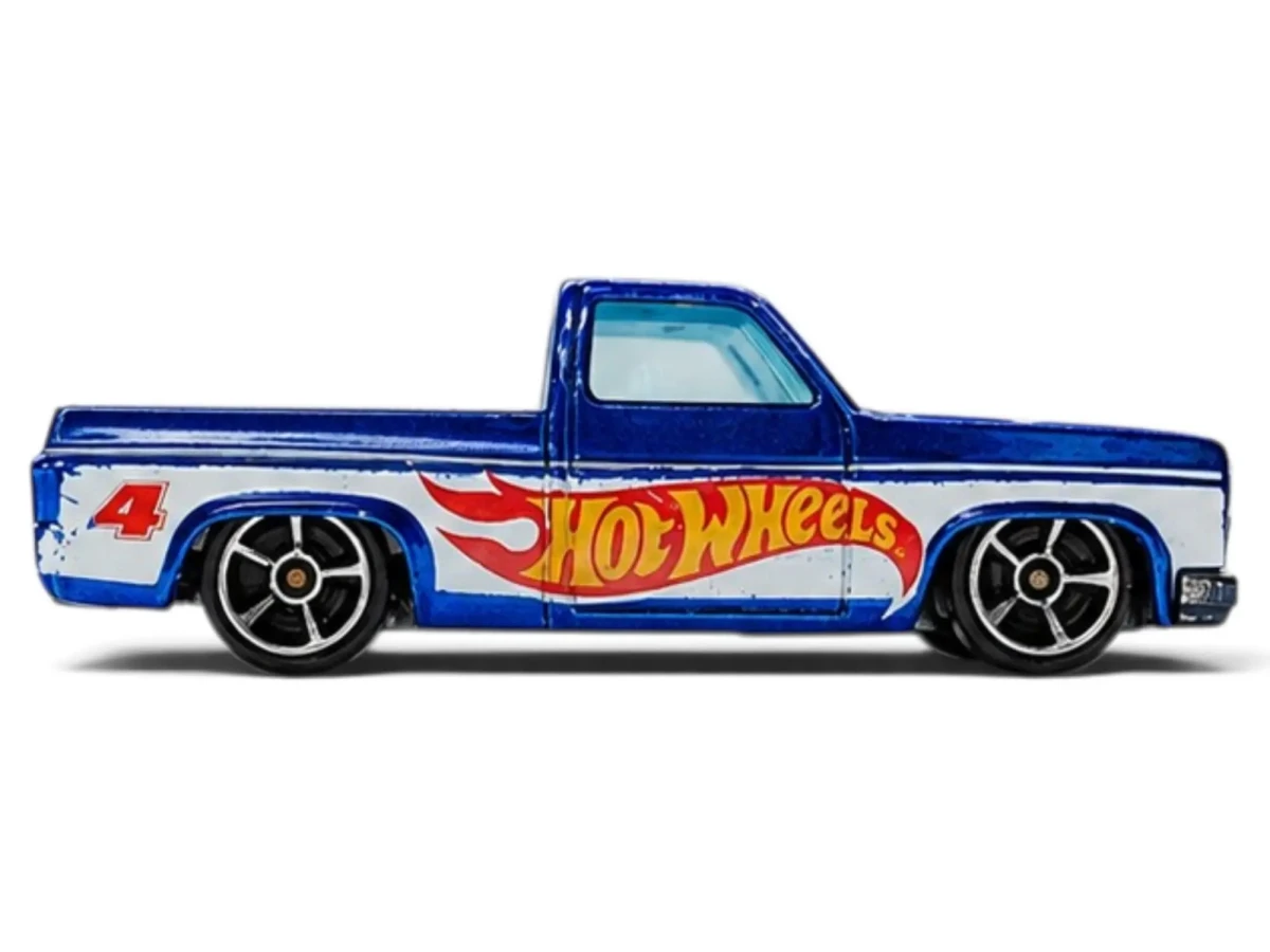 2011 83 Chevy Silverado Blue: No Package: Image 3