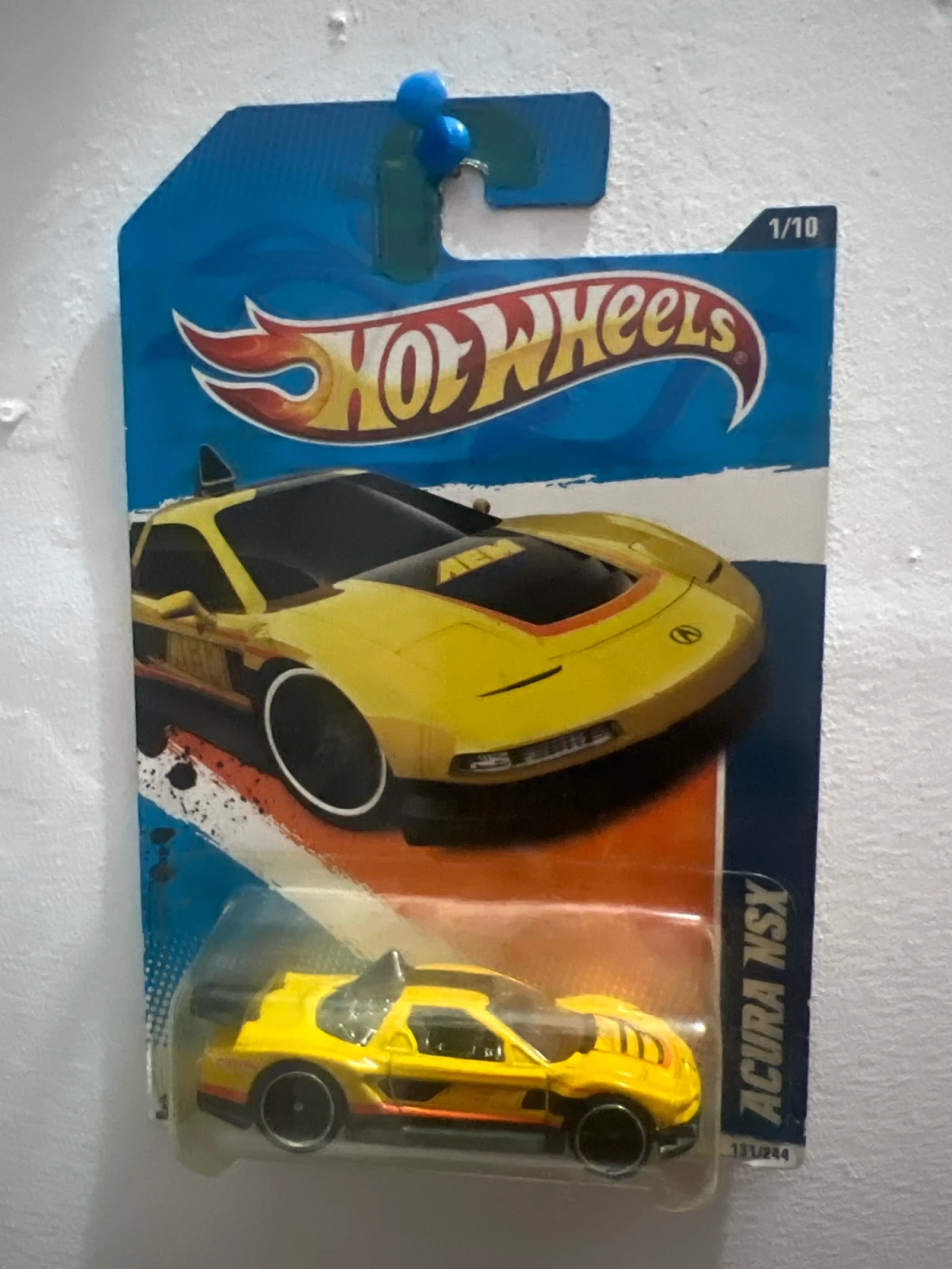 2011 Acura NSX Yellow: Long (INT): Image 2