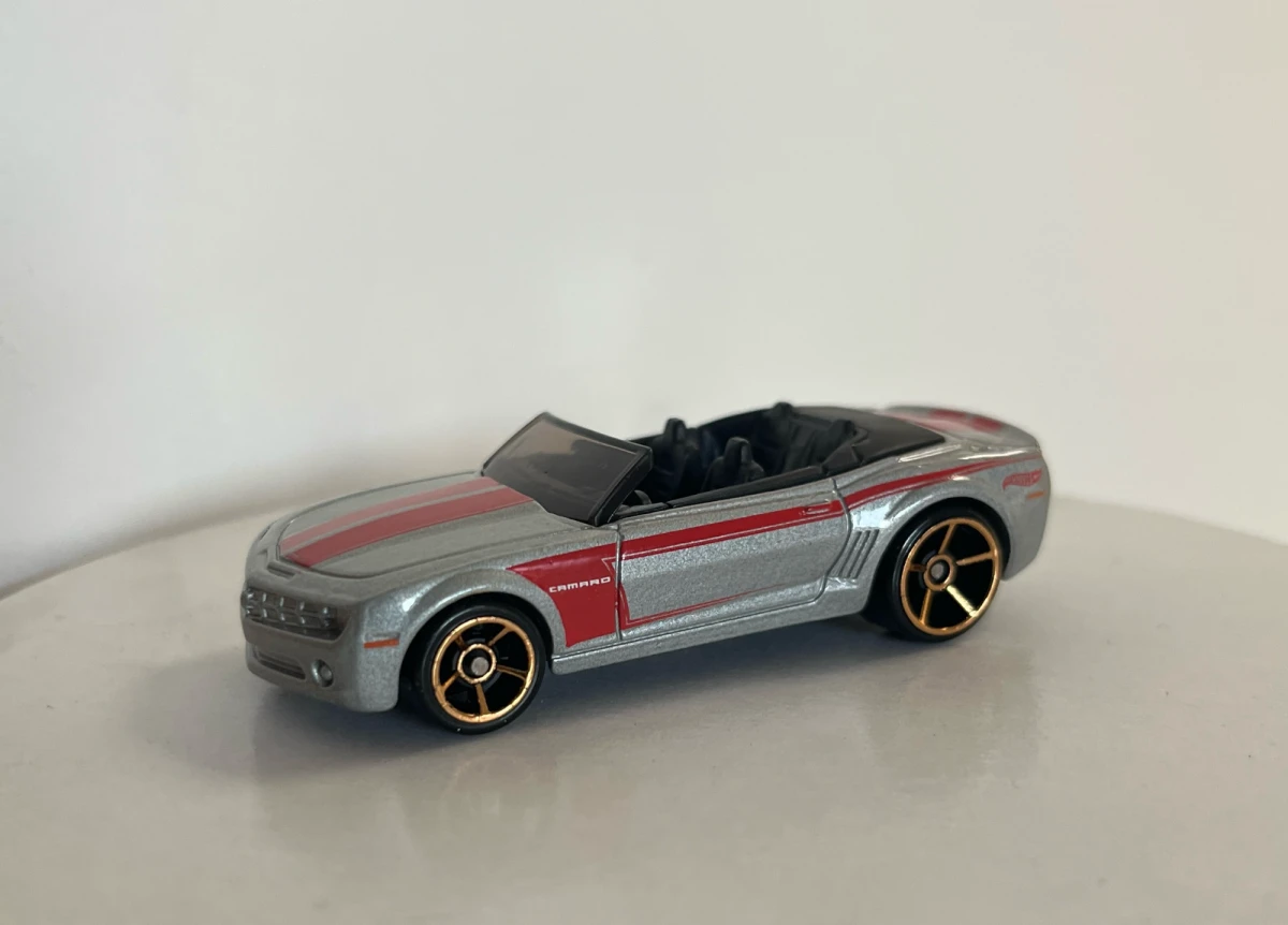 2011 Camaro Convertible Concept Silver: No Package: Image 4