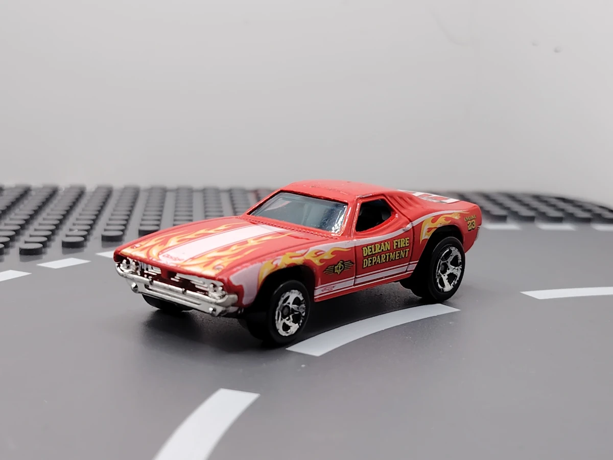 2011 Dixie Challenger Red: No Package: Image 3