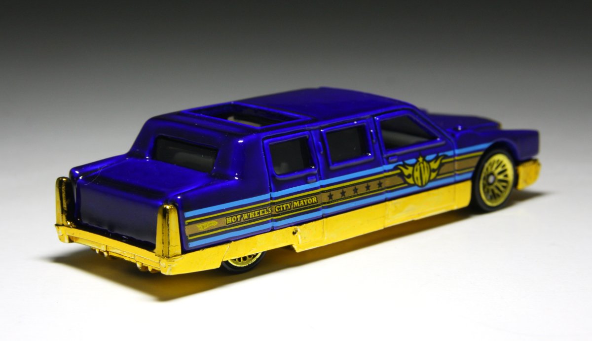 2011 Limozeen Blue: Image 2