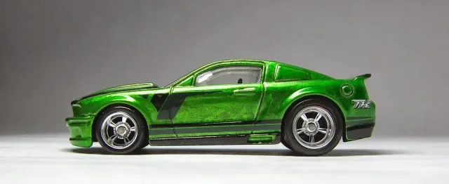 2013 07 Ford Mustang Green: Image 7