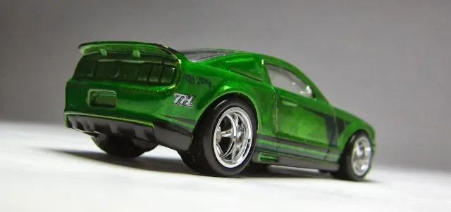 2013 07 Ford Mustang Green: Image 5