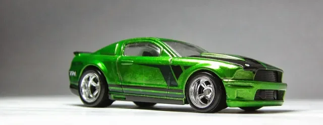 2013 07 Ford Mustang Green: Image 2
