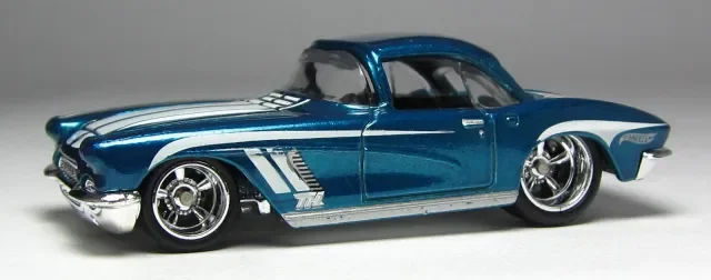 2013 62 Corvette Teal: Image 8