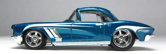2013 62 Corvette Teal: Image 5