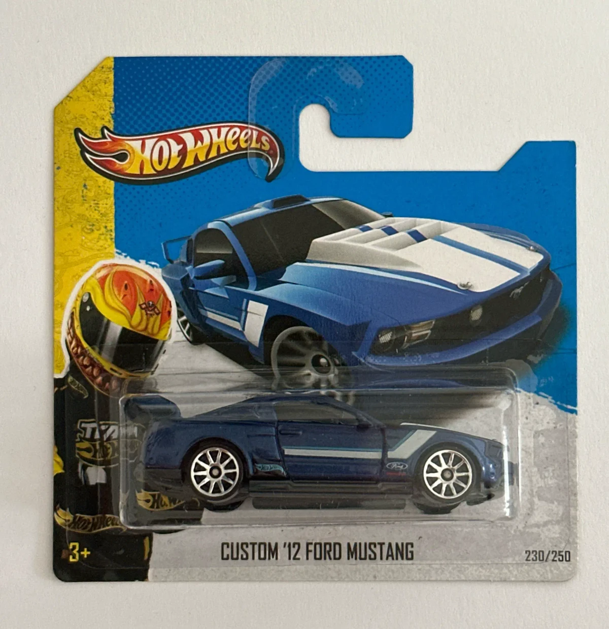 2013 Custom '12 Ford Mustang Blue: Short: Image 3
