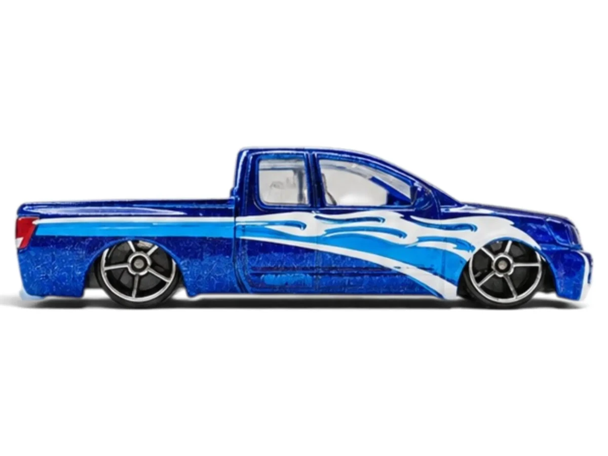 2013 Nissan Titan Blue: No Package: Image 2