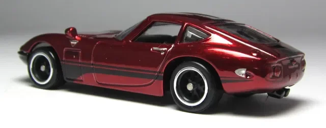 2013 Toyota 2000 GT Red: Image 3