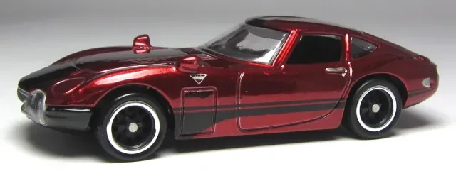 2013 Toyota 2000 GT Red: Image 11