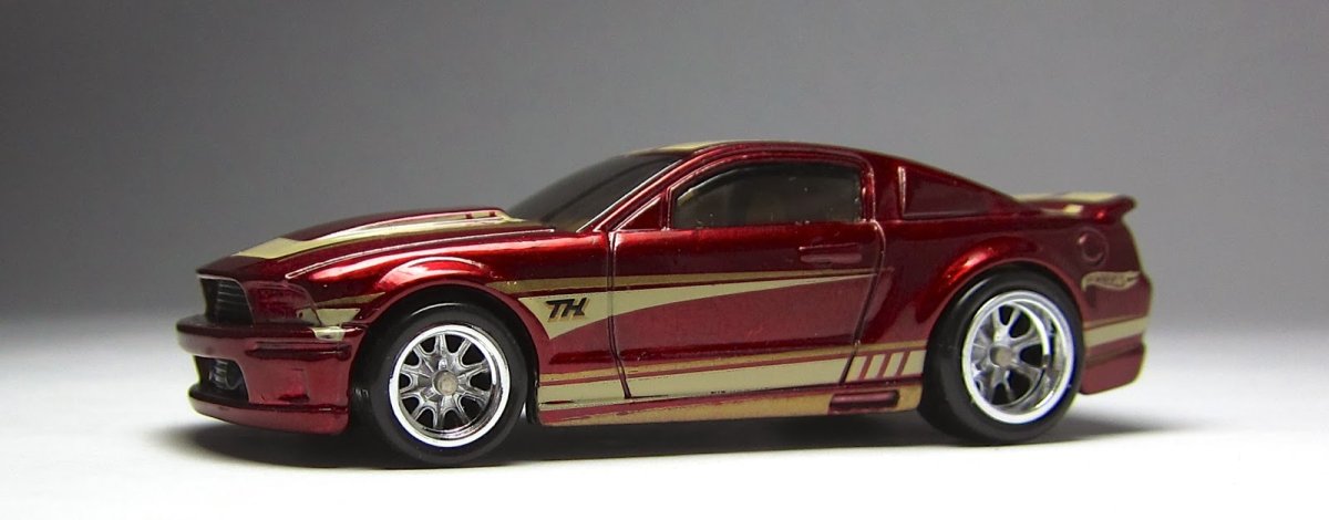 2014 07 Ford Mustang Red: Image 7