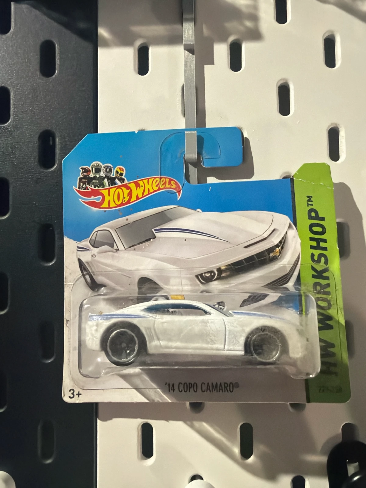 2014 14 COPO Camaro White: Short: Image 3