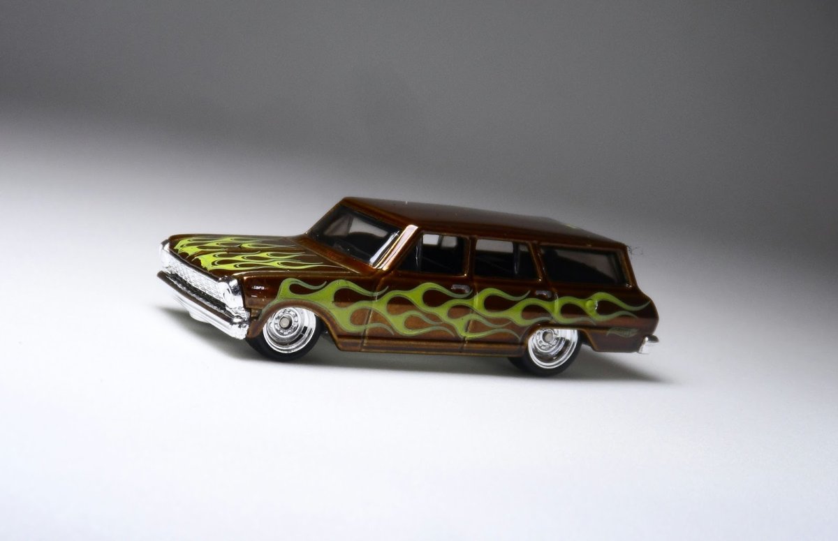 2014 64 Chevy Nova Station Wagon Brown: Image 9