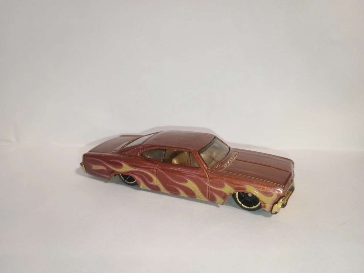 2014 65 Chevy Impala Bronze: No Package: Image 2