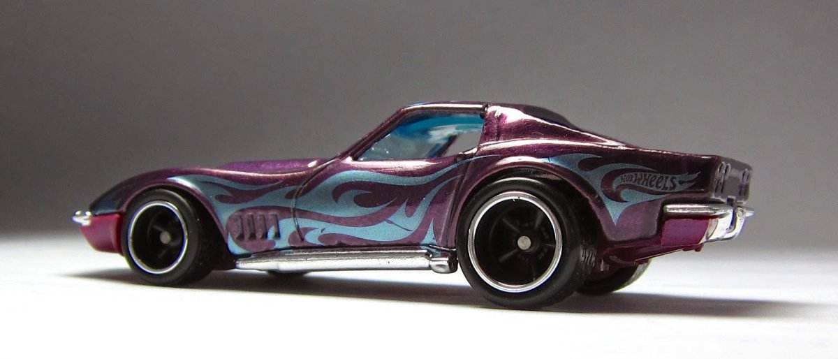 2014 69 Corvette Purple: Image 4